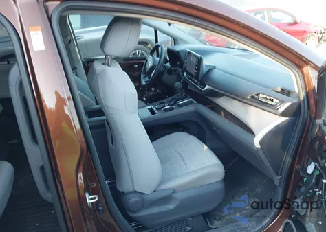 2021 Toyota Sienna Le из США, поврежденный, VIN 5TDKRKEC1MS055573